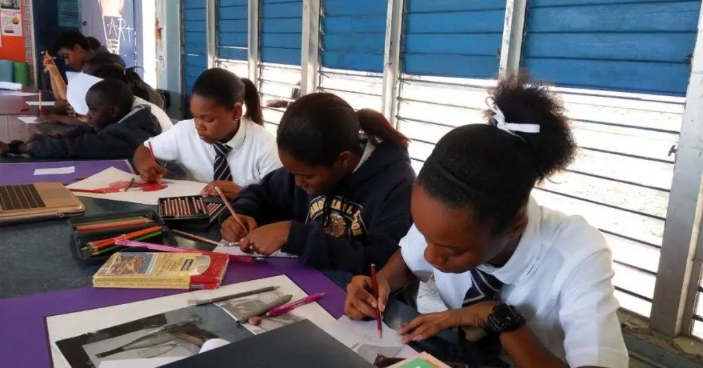 Students at work in the artroom