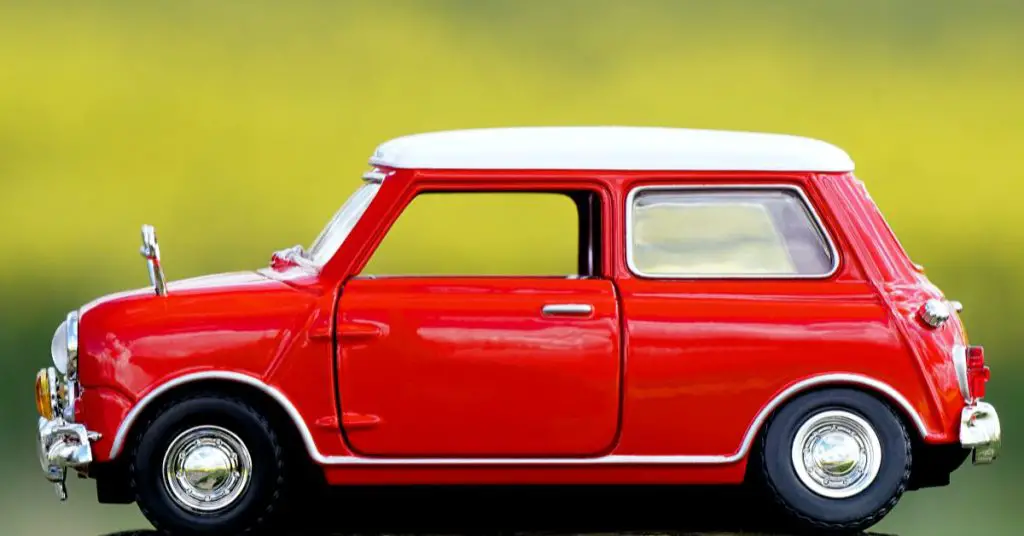 Best Paint for Plastic Models